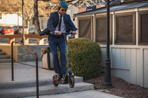 SMOOSAT Electric Scooter 30 KM/H Top Speed, Range up to 50KM